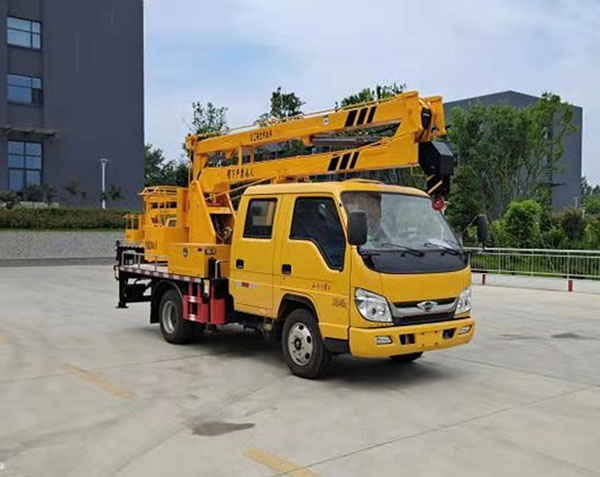 国六福田双排高空作业车