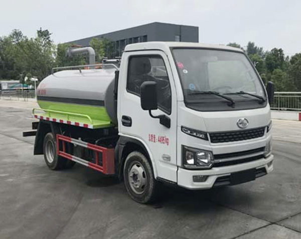上汽跃进3方吸粪车