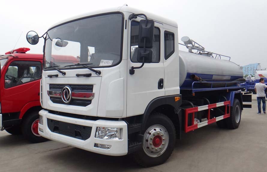 国五东风D9 12方吸粪车