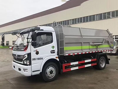国六东风大多利卡8方挂桶式垃圾车